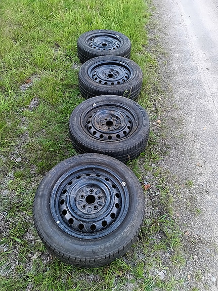 Kesärenkaat teräsvanteilla 195/60R15