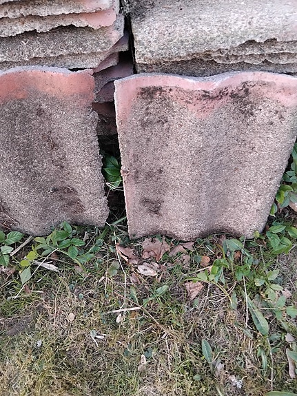 Vanhoja kattotiiliä