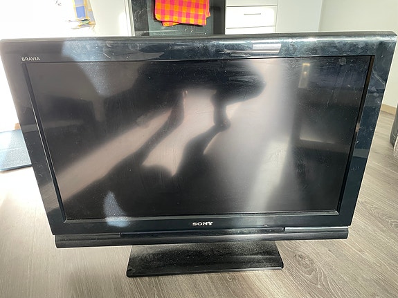 Sony KDL-32V4710 32" LCD-televisio musta