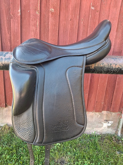 Karlslund askellajisatula 17"