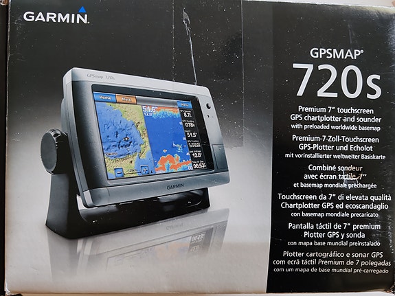 Garmin GPSMAP 720s karttaplotteri MYYTY.  + Kortit Vielä Myytävänä.