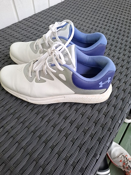 Golfkengät