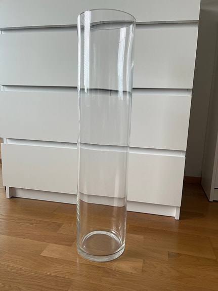 IKEA korkea lasimaljakko