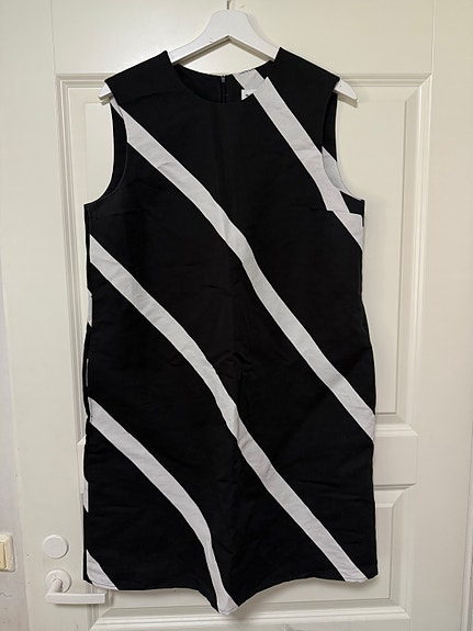 Uusi Marimekko mekko, 38 (ovh 275€)