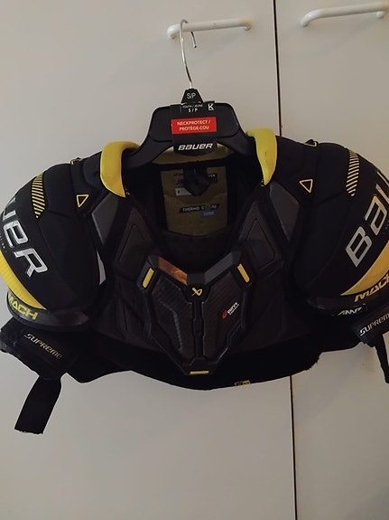 Bauer Supreme Mach hartiasuojat JR M
