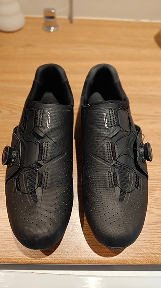 Shimano RC3 maantiekengät