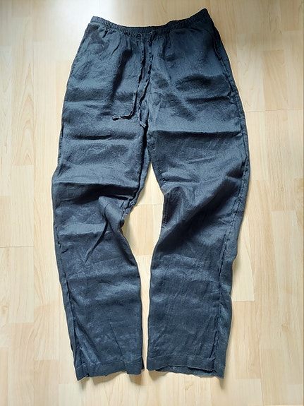 H&M mustat pellavahousut, S