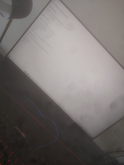 Asus pelinäyttö