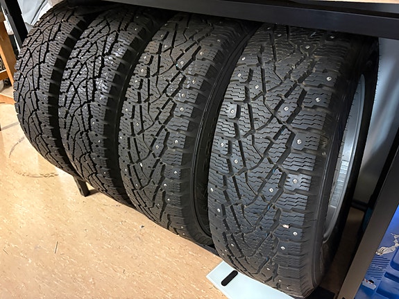 Nokian Hakkapeliitta C3 215/70 R15 109R nastarenkaat