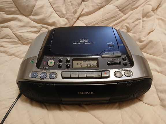 Sony CFD- S01 cd/radio/kasetti soitin