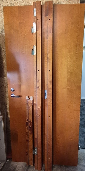 Äänieristetty ovi 10x21