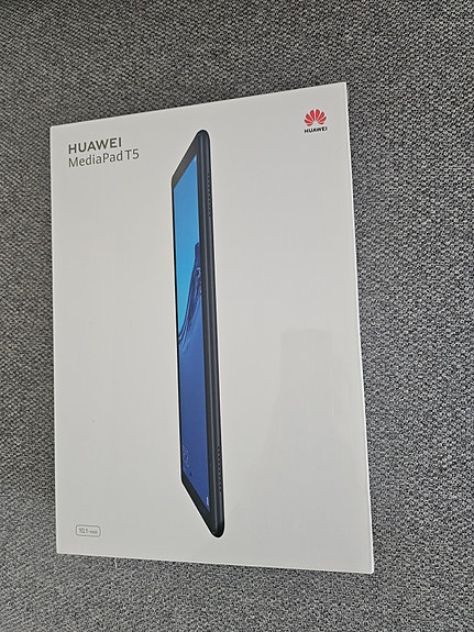 Huawei MediaPad T5 (avaamaton)