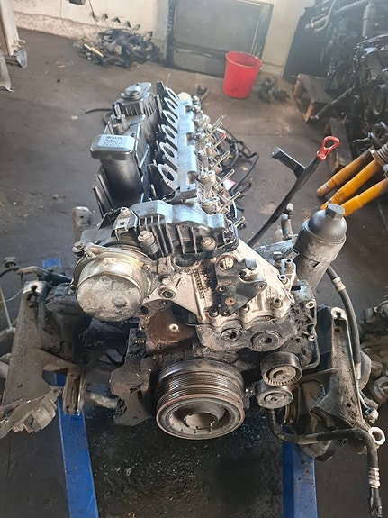 BMW m57n 306d4 (535d) Raakamoottori