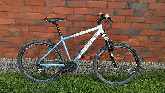 Tunturi Dragonfly 26" maastopyörä