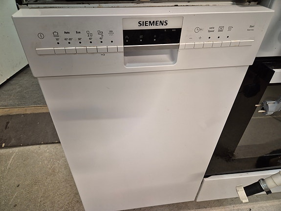 Hieno 45 cm astianpesukone