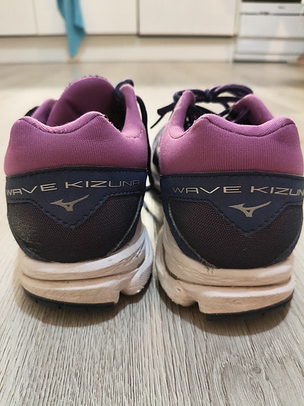 Mizuno Wave Kizuna -juoksukengät / lenkkarit, koko 39