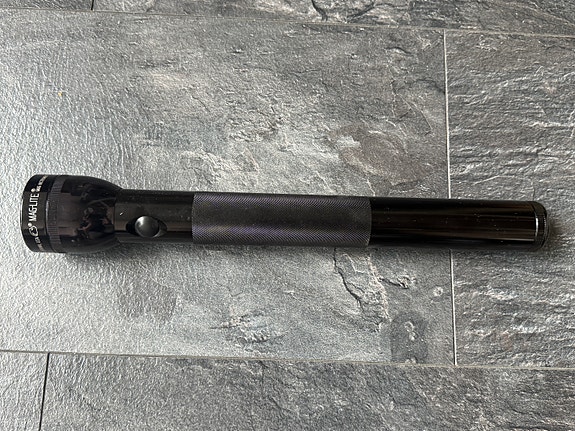 Mag-lite taskulamppu / valaisin 4d