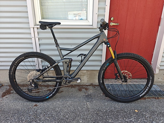 Cube Stereo 140 HPC Race 27.5 KOKO M