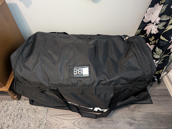 CCM maalivahdin rullakassi SR/44''