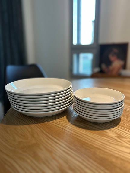 Iittala teema lautaset / plates