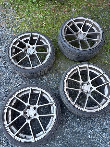 Hienot ISPIRI:n 20” concave-vanteet renkailla