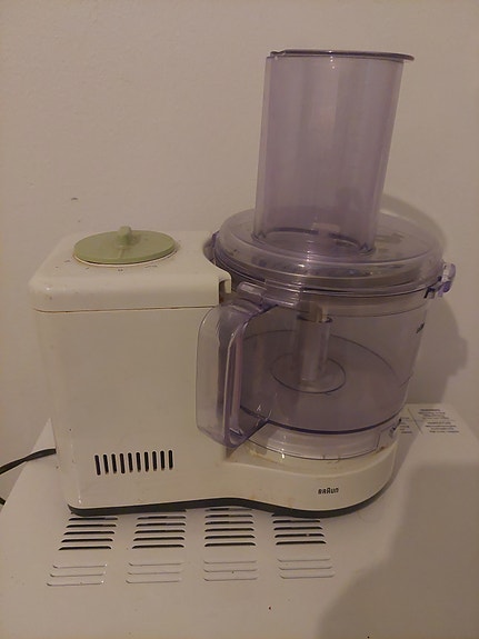 Monitoimikone