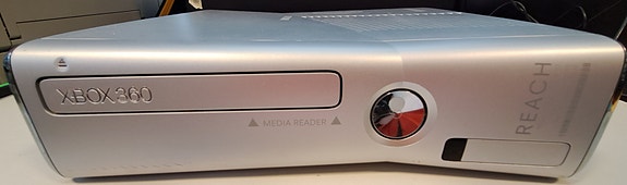 Microsoft Xbox 360 Pelikonsoli Halo Reach 250 Gb (Ei Ohjainta) (Käytetty)