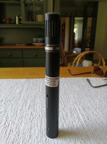Shure 16A