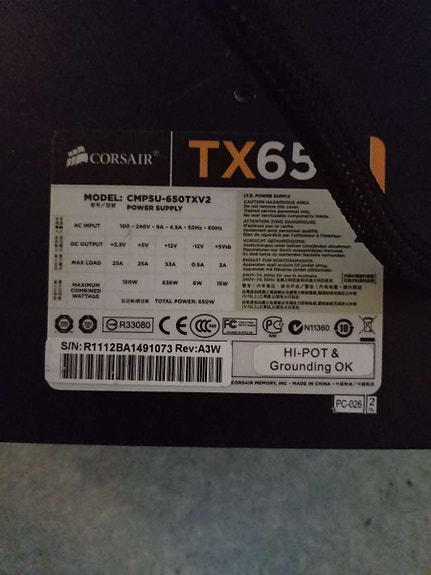 Corsair TX650 Virtalähde