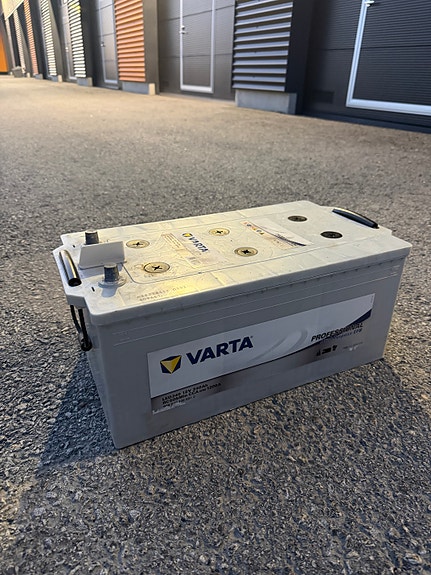 Varta akku 240Ah