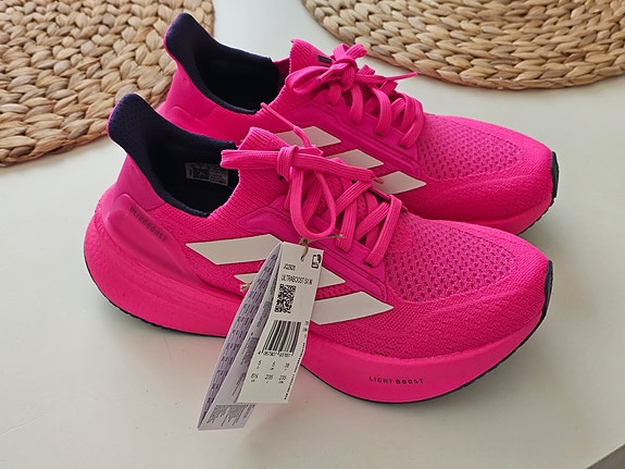 Adidas ultraboost juoksukengät (38)