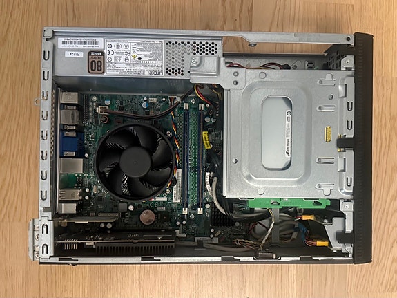 Acer Veriton X4620G SSF tietokone