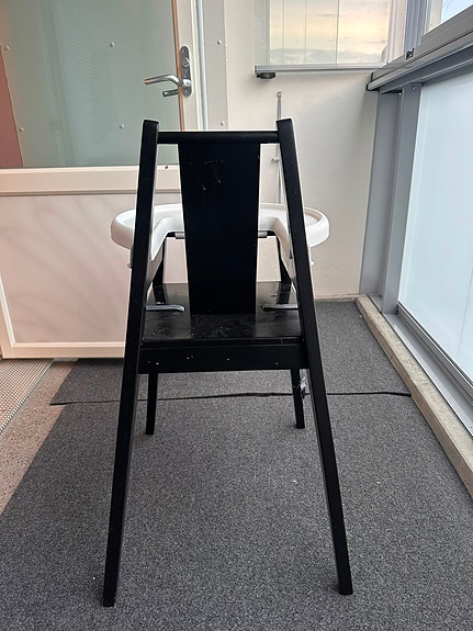 IKEA BLÅMES High Chair with Tray – Black – Excellent Condition
