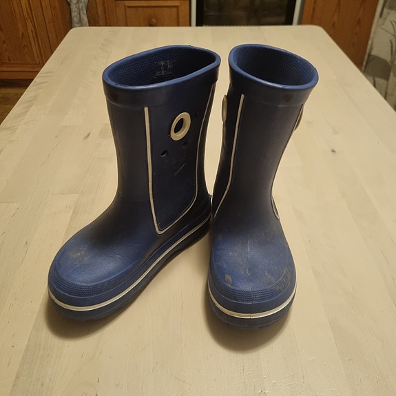 Lasten Crocs-kumisaappaat