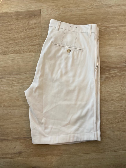J. Lindeberg miesten shortsit L valkoinen