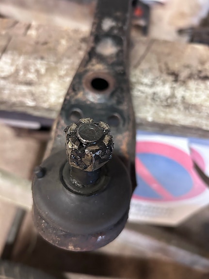 Toyota tukivarsi / alatukivarsi pari KE70 takaveto