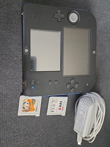 Nintendo 2DS käsikonsoli