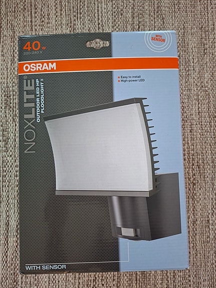 Osram Noxlite LED ulkovalaisin liiketunnistimella