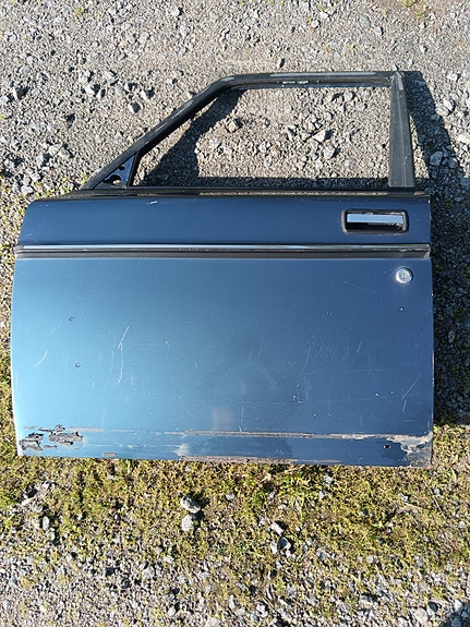 volvo 240 vasen etuovi
