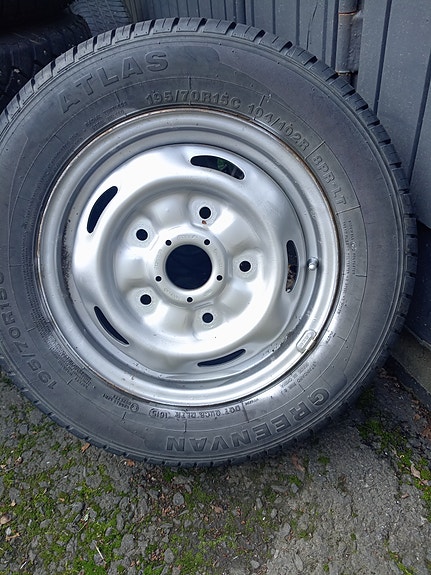 Ford transit 15 peltivanne 195/70R15C