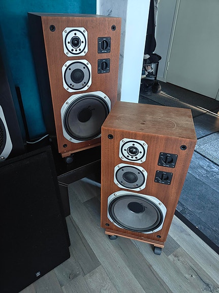 YAMAHA NS-670 klassikot