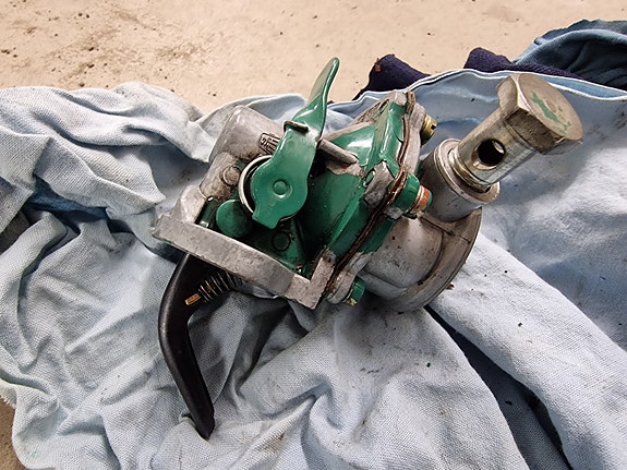 Polttoainepumppu Volvo Penta