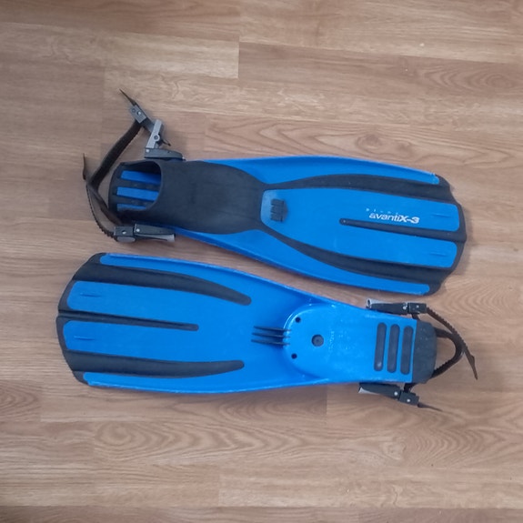 Mares Plana Avanti X3 räpylät - koko Small.