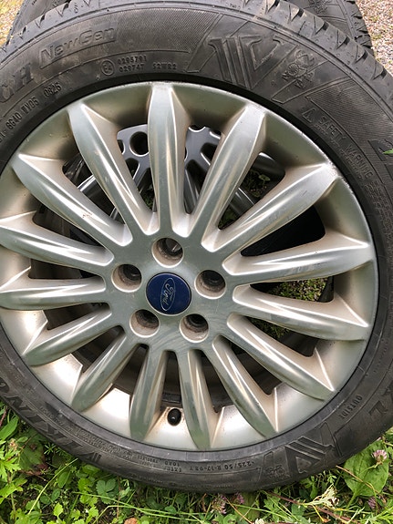 Ford OEM alut 5x108 kesä 225/50-17 kuin uudet