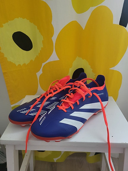 Adidas nappikset