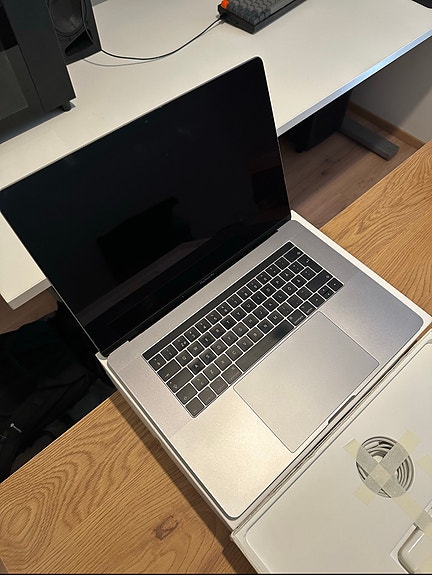 MacBook Pro 2016
