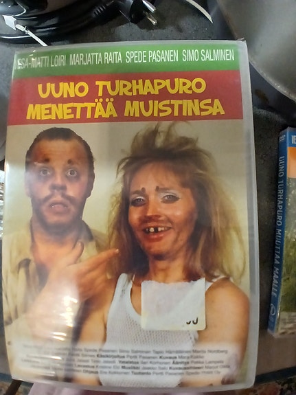 Uuno Turhapuro menettää muistinsa