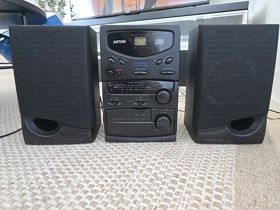 Aston MC-033 mikrostereosarja (CD ja radio) + kaiuttimet