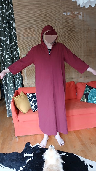 Marokkolaistyylinen hupullinen mekko/kaapu 100% puuvillaa