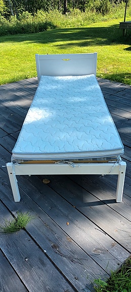 Sänky ja patja 80x200 cm valkoinen